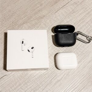 Apple AirPods 3rd Generation